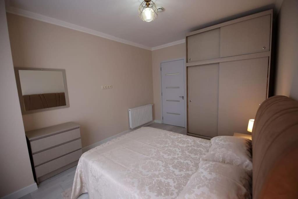 Persona Rooms Zugdidi Exterior photo