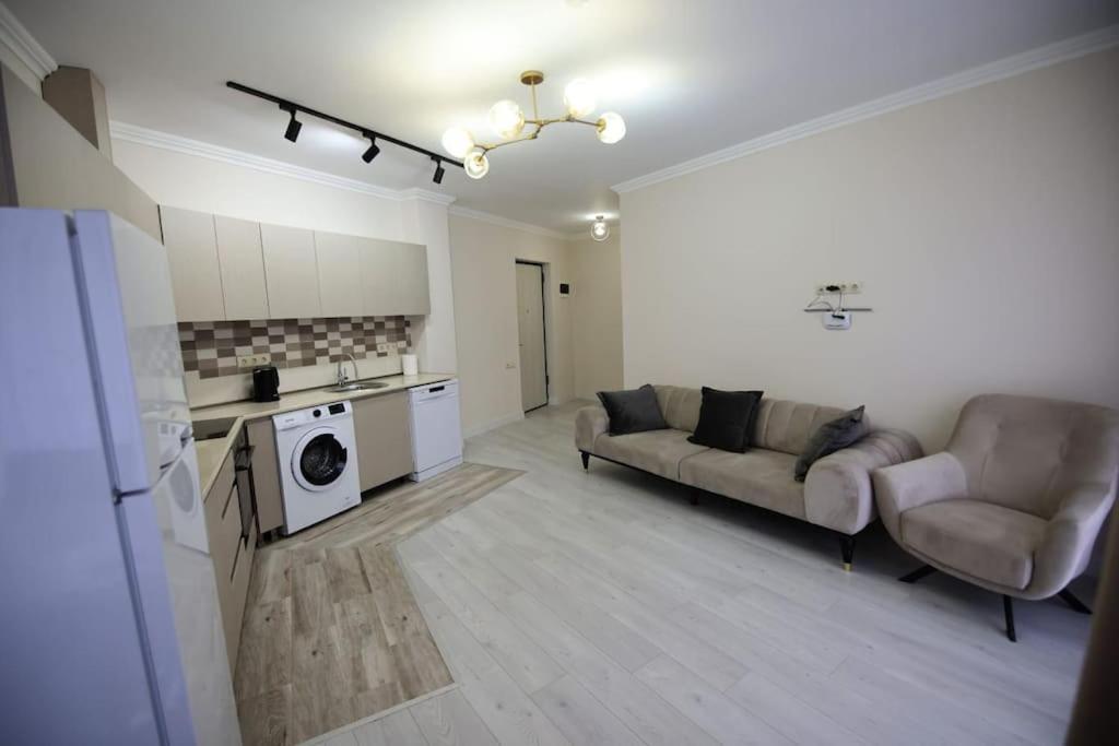 Persona Rooms Zugdidi Exterior photo